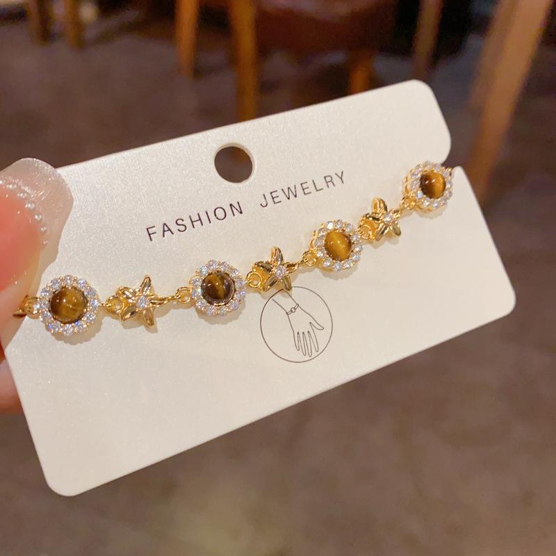 Vintage Zebra Tiger Eye Petal Bracelet for Women, Sparkling Zircon Inlay Luxury Dainty Wristband, Elegant Versatile Clavicle Chain Hand Jewelry Gift