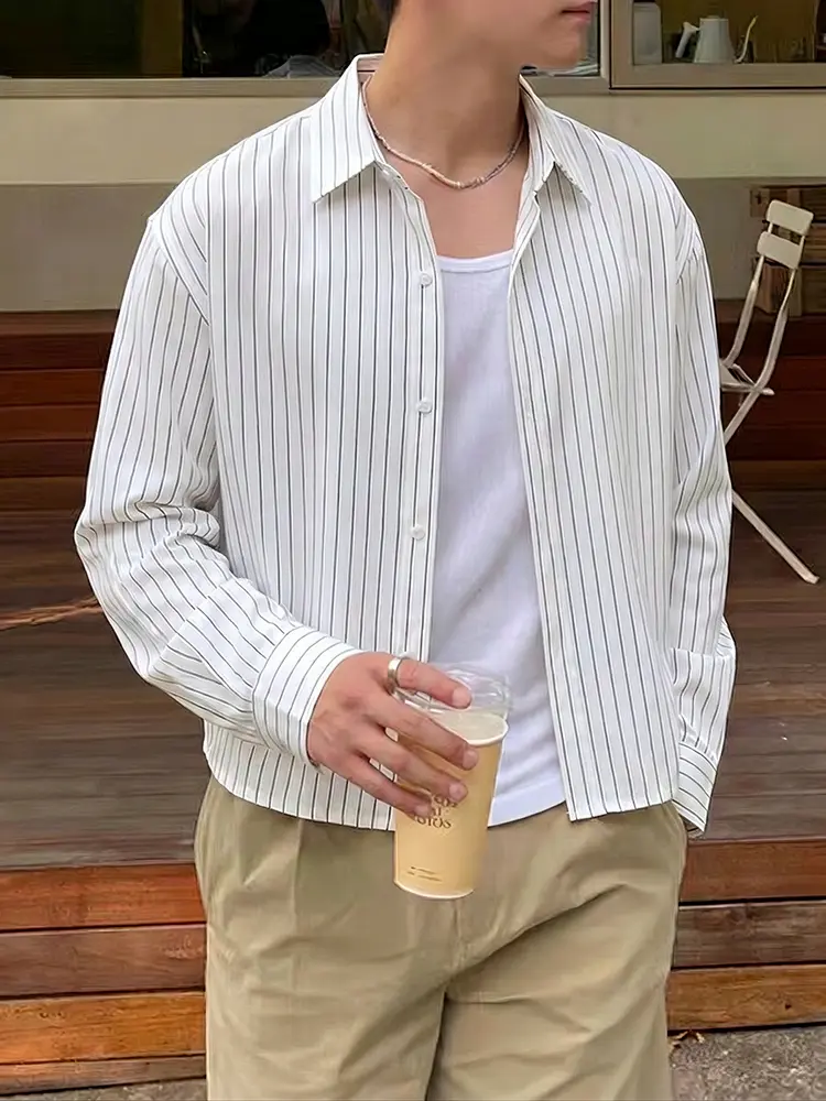 Men's Casual Vertical Striped Shirt, Minimalist Longsleeve Top with a Notched Lapel and Cropped Fit for Layering, Tops, Longsleeves, Polyester, Casual Shirt, Hangable, Machine Wash, Stripped Pattern, Menswear, Standard Length, Woven Top Men's Casual Shirt