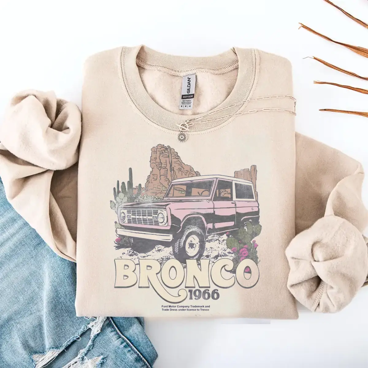 Vintage 1966 Bronco Sweatshirt-Retro Desert Graphic Crewneck for Women-Pink Oversized Aesthetic Pullover-Comfy Loungewear Top, Trendy Car Lover Gift