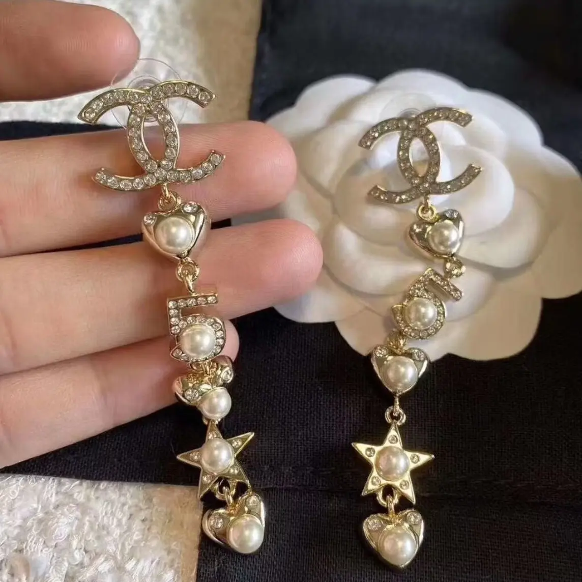 Pre-owned Chanel Crystal CC Long Drop Earrings 2020