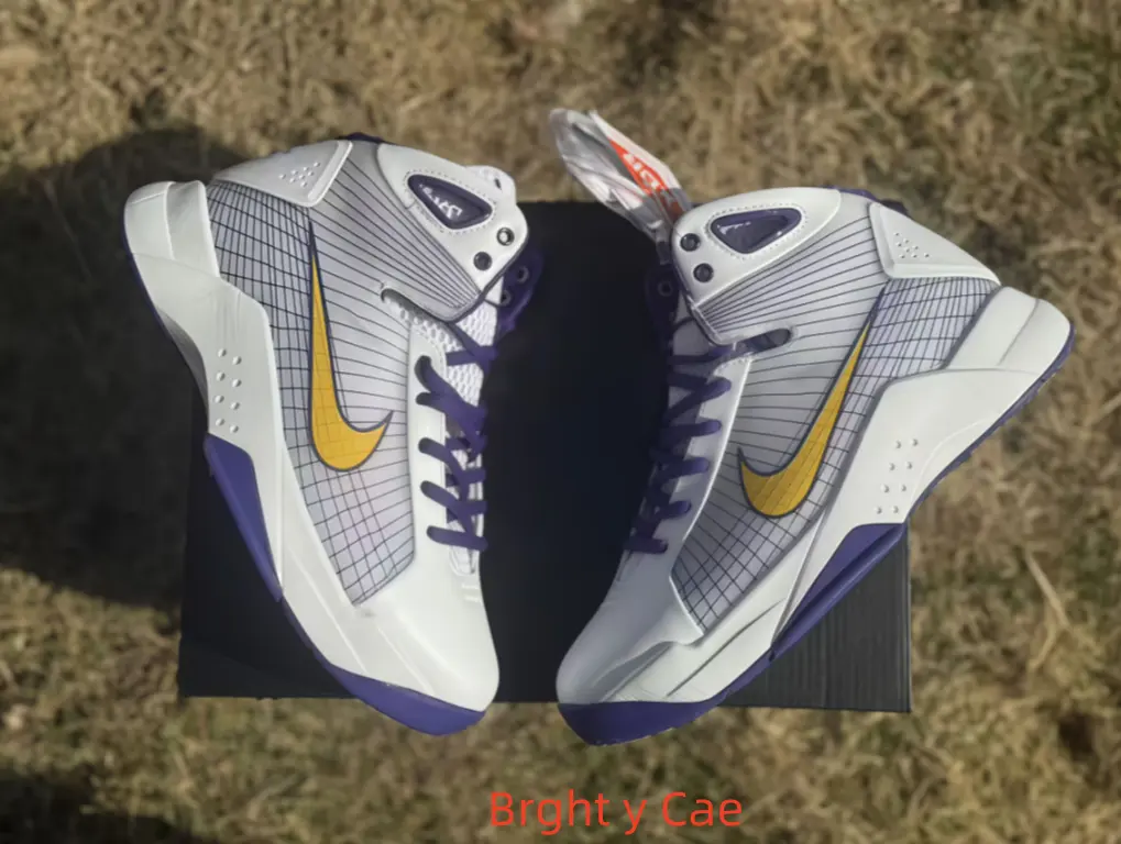 White Grid Mesh High Top Basketball Sneakers Golden Side Graphic Purple Lace & Toe Wrap Two-Tone Cushion Sport Sole