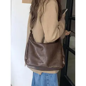 CYX Women's Solid Color Shoulder Bag, Large Capacity Crossbody Bag for Daily Use, Casual Daily Commuting Bag, Shopping Bag, Pu Tote Satchel, Stylish Crossbody Bag