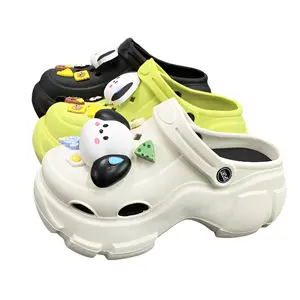 Sneakers With Shoe Charms A Sense Of Poop And Holes For Women Wearing Thick Soled Shoes With A Raised Toe And Cool Slippers