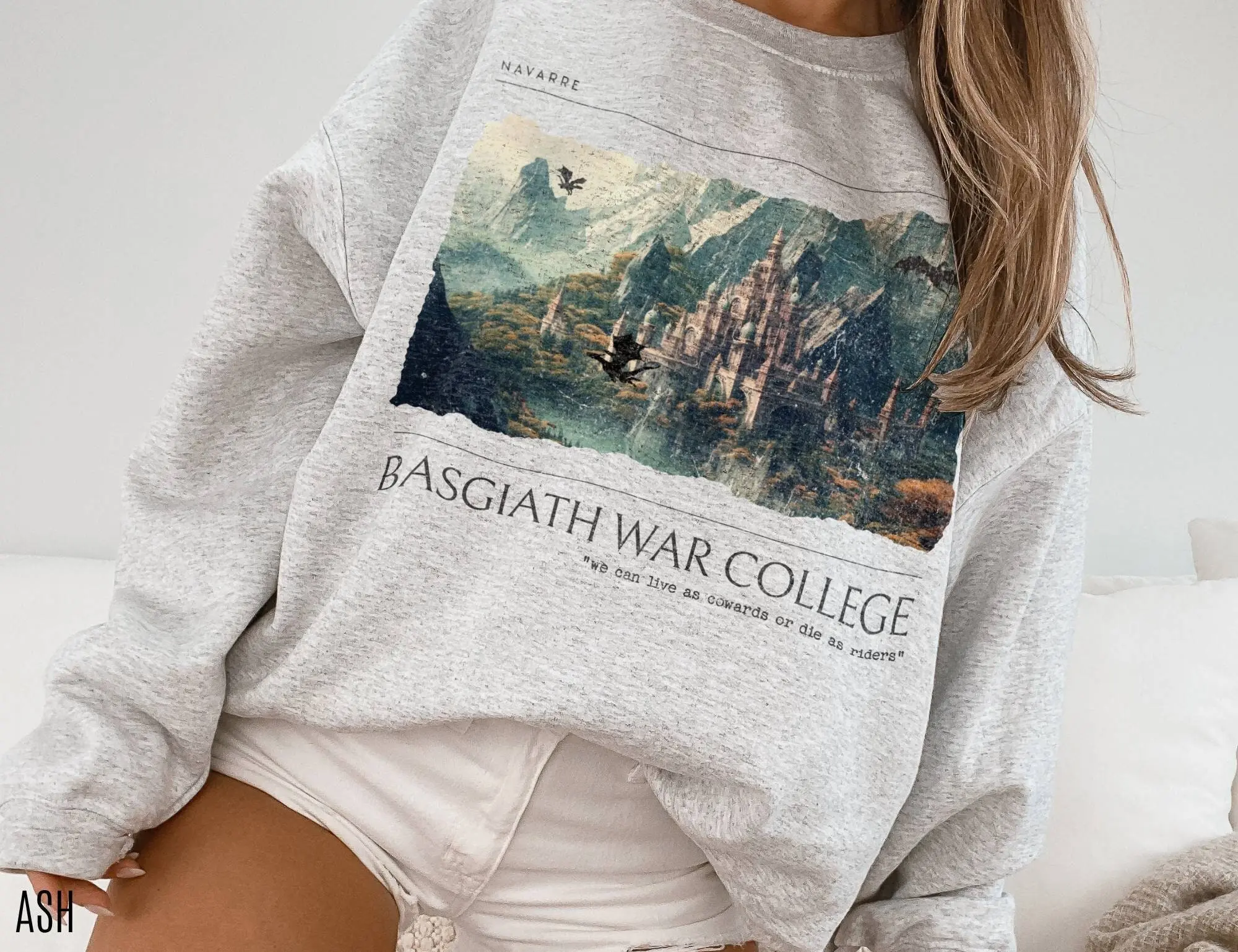 Fourth Wing Sweatshirt, Basgiath War College Sweatshirt, Iron Flame Crewneck, Dragon Rider Pullover, Fantasy Bookish Shirt, Casual Wear, Classic Fit, Printed Crewneck Sweatshirt