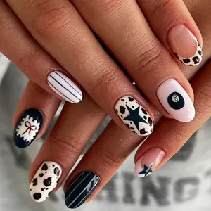 24pcs American Vintage Leopard Star Nail Set, Easy Wear Acrylic Press-On Nails, Nail Art Kit, Includes Jelly Glue and Nail File, Perfect for Parties, Leopard Print Design, Party Ready, Includes Tools