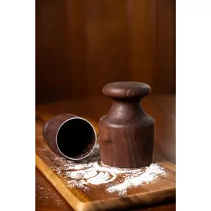 Fat Cat Biscuit Cutter in Walnut