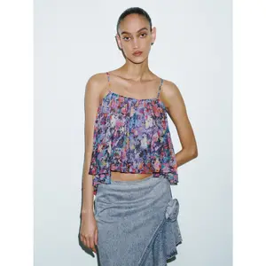 URBAN REVIVO 2026 Spring Women's Floral Print Spaghetti Strap Flowy Camisole Top Floral Cami Tops WomensWear UWA250007