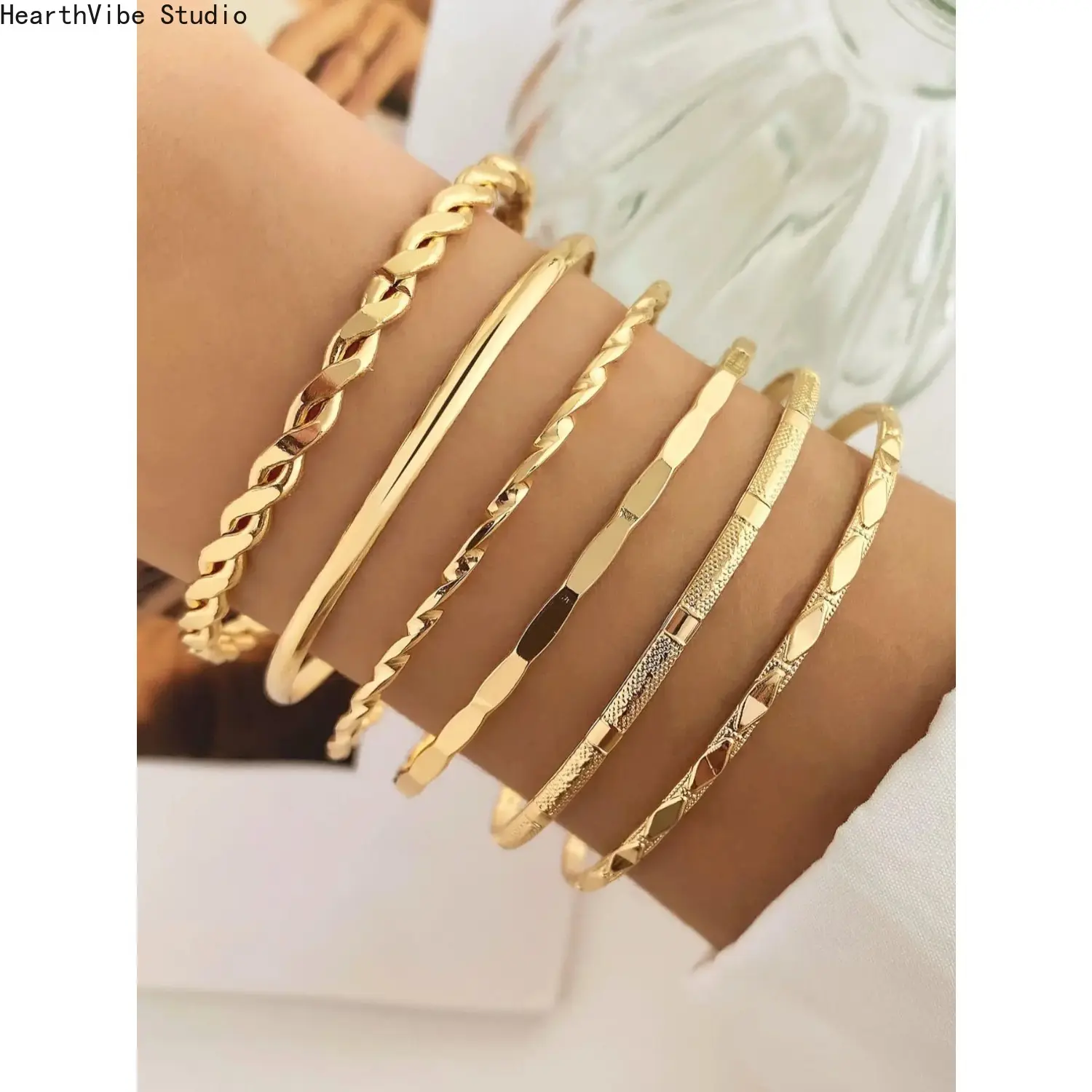 Women's 6-Piece Bangles Bracelets Set - Lightweight Alloy Stackable Open Cuffs, Elegant Twist Sports Wristbands for Adults, All Seasons Classic Fashion Jewelry