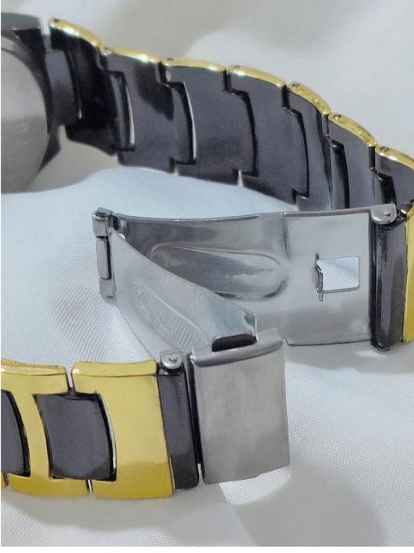 Men's Simple Quartz Watch With Nail Scale