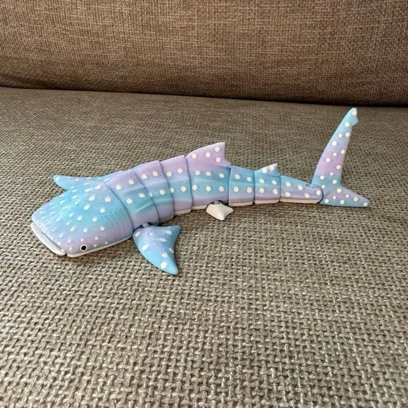 3D Printed Articulated Whale Shark Fidget Toy - Ocean Marine Enthusiast Gift, Decor Item