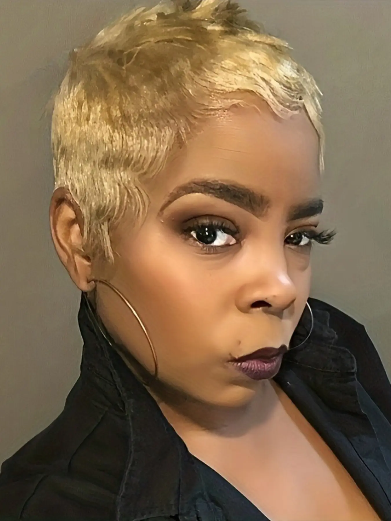 27/30 Color Pixie Cut Wig for Women Curly Wave Textured Wig Human Hair Wig Full Machine Made Wig 150% Density 6 Inch