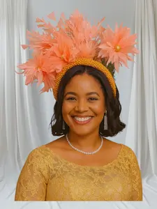 CRZ Elegant Fascinator Embellished With Feathers