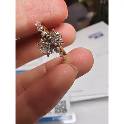 What Is A Darry Ring TikTok Shop - Main Image