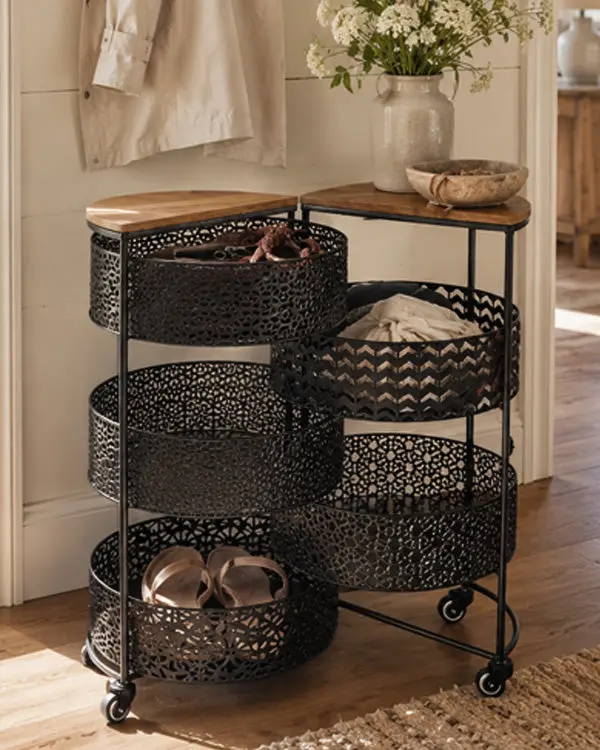 Expandable Round Rolling Accent Table 30 Inch