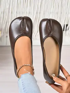 Women's Fashion Slip-On Mule Shoes, Soft Sole Retro Design, Available in Multiple Colors and Sizes, Perfect for Daily Commuting, Slip on Mules