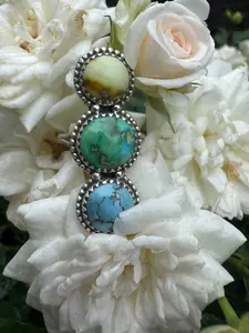 Three Layered Beauty Size 8 Crawler Ring