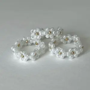 Beaded Daisy Ring - Handmade Stretchy White Floral Design with Gold Accents