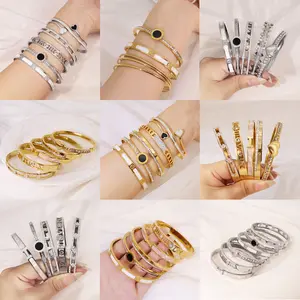 Women's Versatile 1g Titanium Steel Roman Numeral Bracelet - Diamond-Inlaid Bangle, Chic Fashion Costume Jewelry Accessory