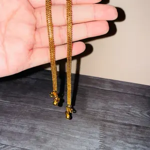 Elegant Gold-Colored Anklet