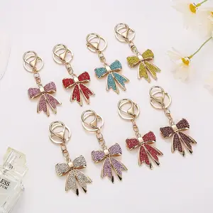 Alloy Rhinestone Bow Keychain, Unique Fashion Accessory for Women, Bag Charm Pendant, Stylish Key Ring Decoration