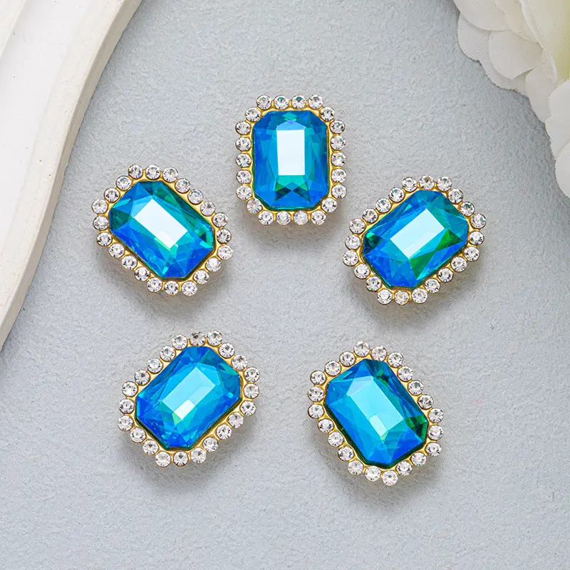 Gold base + dazzling lake blue (glass)