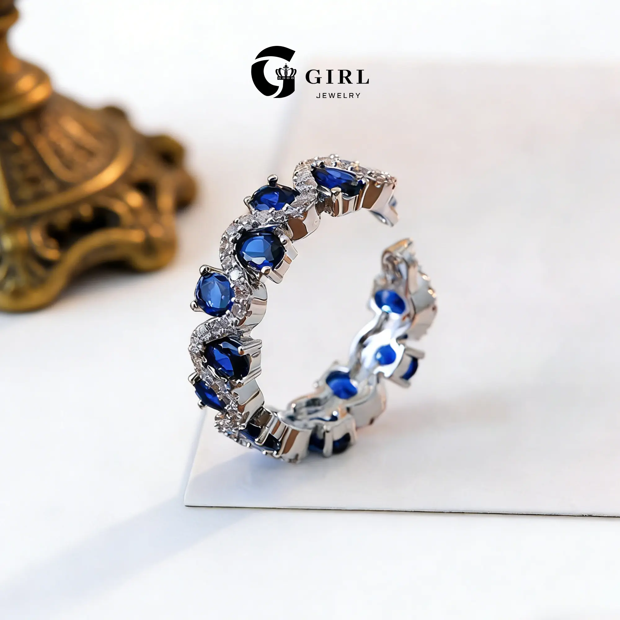 GGIRL Statement Multi Ring for Women, Open-Style Copper Band with Sparkling Cubic Zirconia Crystals, Adjustable Party Jewelry