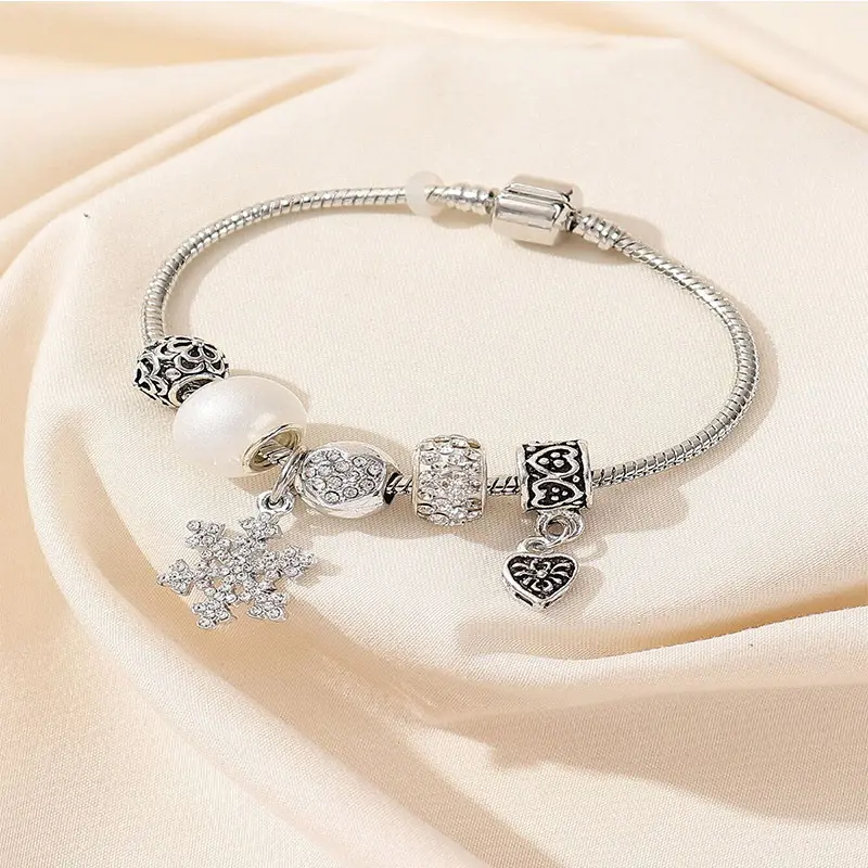 Elegant Pearl Diamond Ball-Shaped Snowflake Set-In Diamond Pendant Bracelet with Silver Tone Charms for Special Occasions