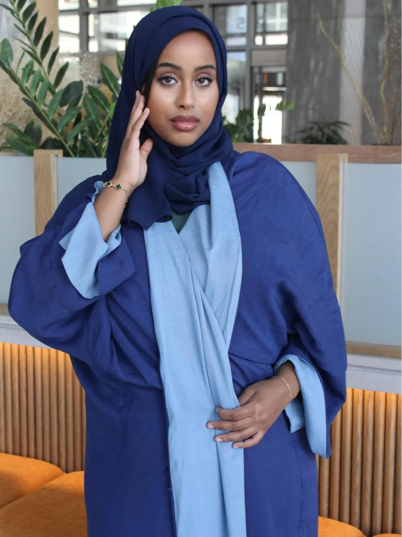 Muslim Women Blue Reversible Abaya 3 Piece Set - V-Neck Long Sleeve Minimalist Casual Abaya for Formal & All-Season Wear