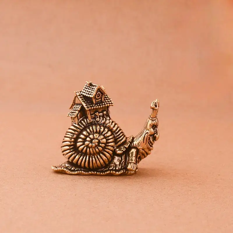 Cute Copper Snail Sculpture, Adorable Animal Decorations Figurine, No Power Needed, Perfect Home Office Decoration, Unique Gift Idea, Collectible Room Decor, Sculpture Desk Decor, Home Decor Sculptures