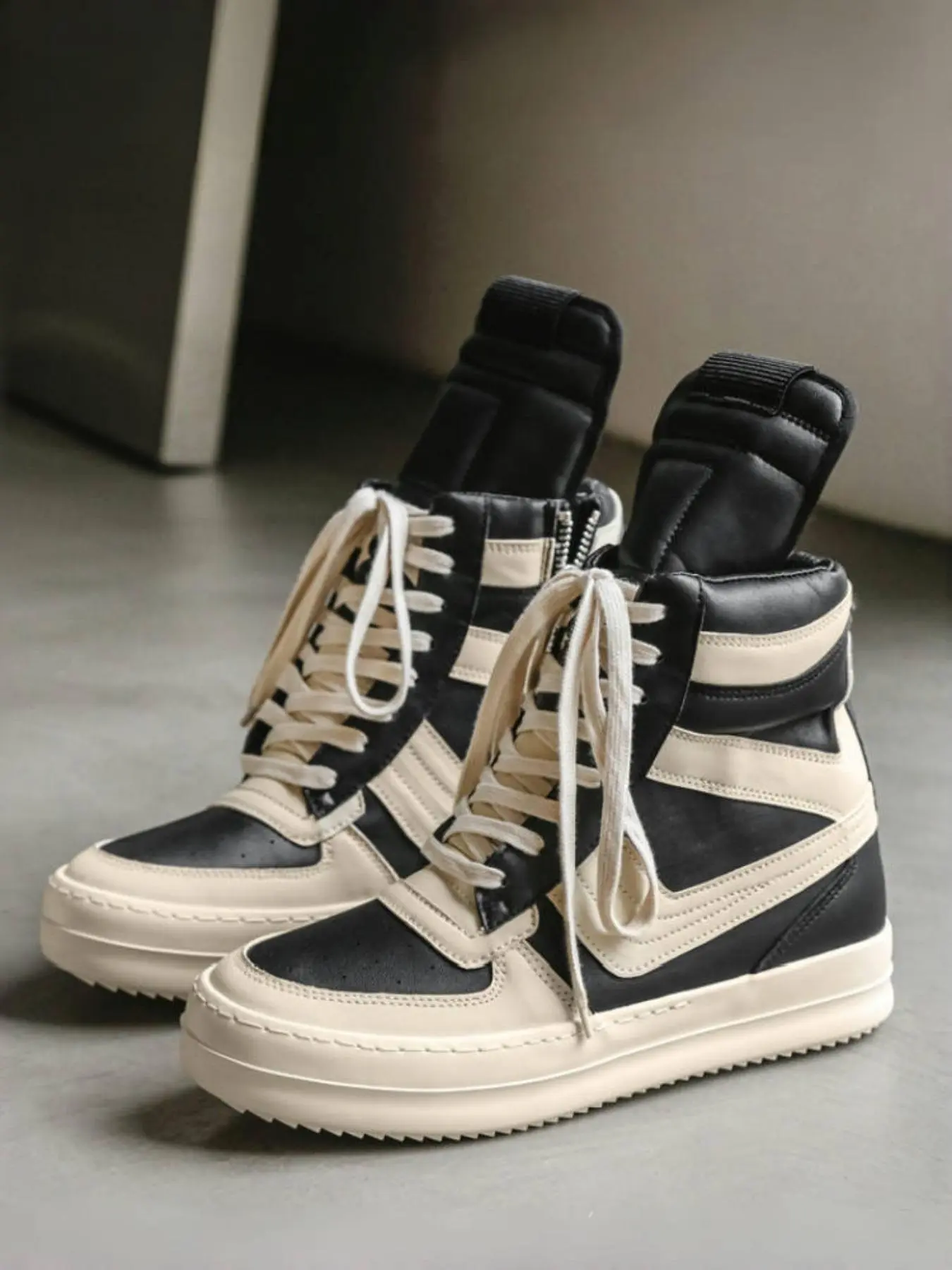 Men's Fashionable Lace Up Platform High Top Thick Soled Sneakers, Casual Comfortable Breathable Non-slip Sports Shoes, Trendy All-match Walking Shoes for Daily Wear, Athletic Sneaker Footwear, Closed, Platform Chunky Sneakers