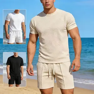 A suit of men's breathable plain short sleeves and textured drawstring shorts, suitable for casual wear in summer, a men's suit suitable for wearing in summer, a men's suit,