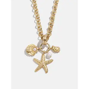 Isla Charm Necklace - Gold/Pearl