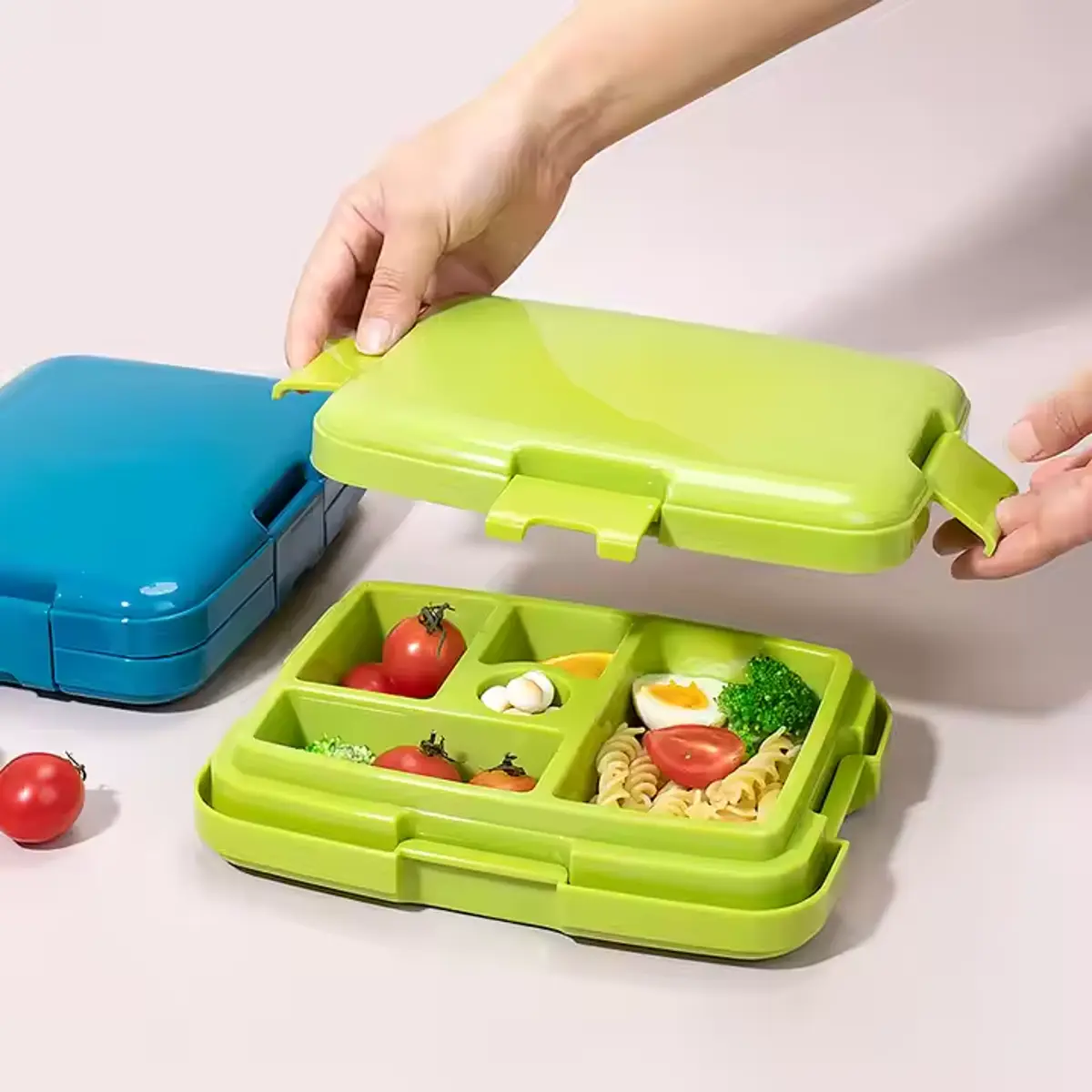Bento Lunch Box School for Kids and Children With 5 Lawyers Compartment All-in-one 720ml Full Capacity, Multiple Bowl Rectangle Classic container For Rice, Soupe, Fruits, Spaghetti, Sauces Lunch Box Dinner. Glass Tableware