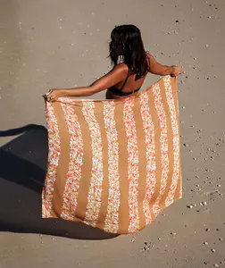 Summer Lei Pareo Summer Lei Pareo