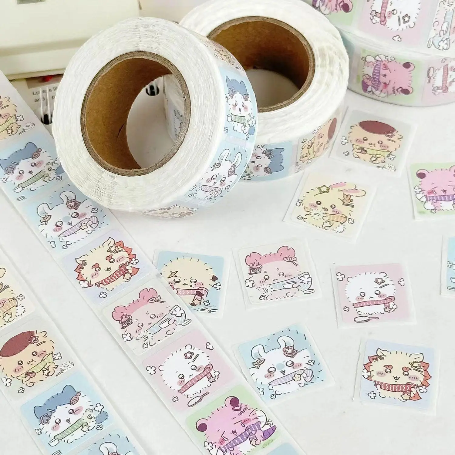 500 Pieces of yiji Roll Roll Sticker Decoration Handbook Stickers Hachiware Usagi Stickers Kids Girls Reward Gift Decoration