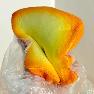 13cm Large Toast Bread Stress Relief Toy, Slow Rebound Soft Squeeze Fun, Unisex Design, No Batteries Needed, Perfect Gift Idea, Squishies