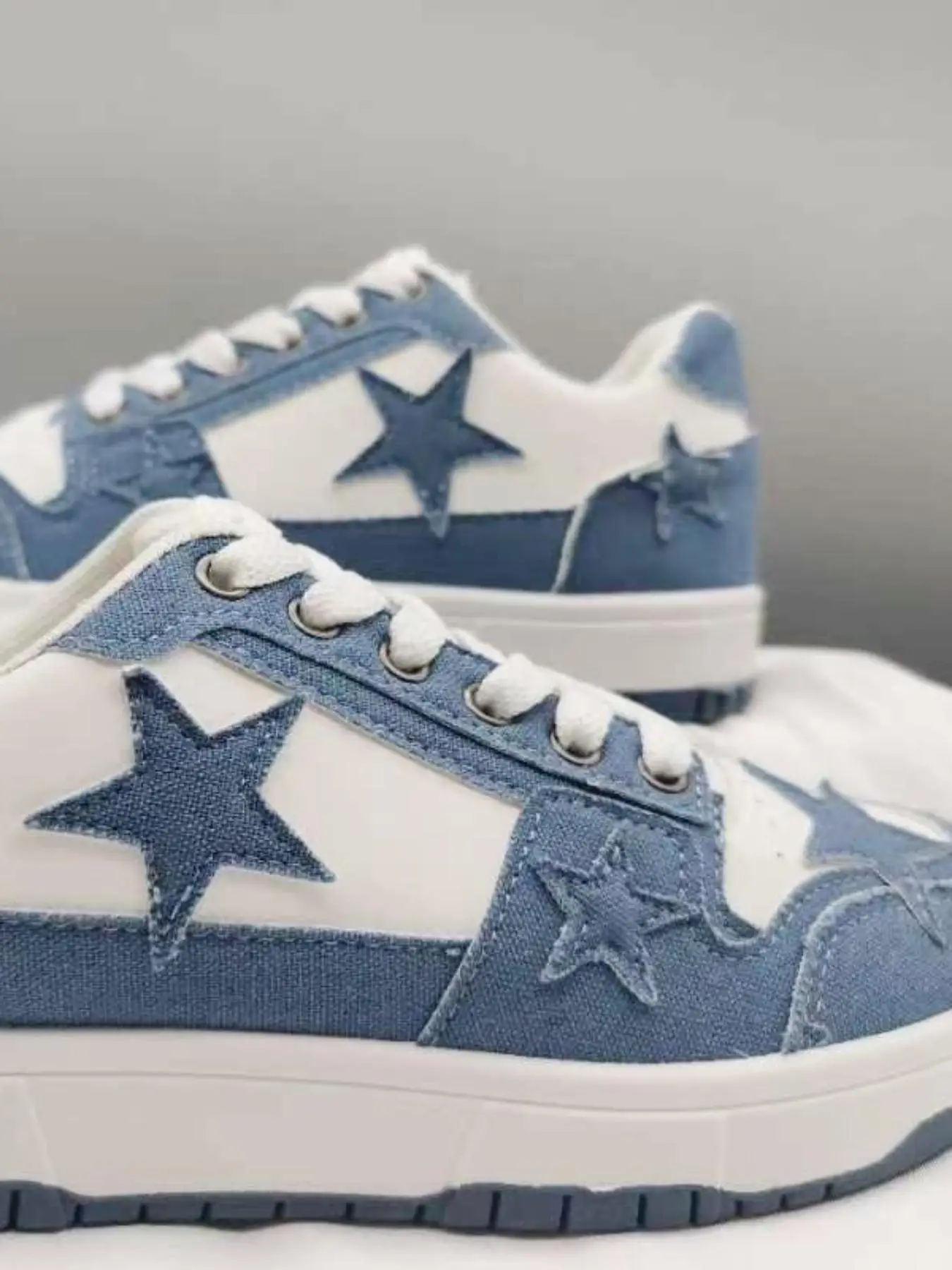 Star Pattern Low Top Training Sneakers for Women for Gift, 2024 Casual Lace Up Lightweight Breathable Comfortable Sports Running Shoes for Girl, Perfe