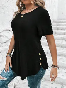 Summer Plus Size Women's Basic Solid Color Round Neck Fitted Short T-Shirt Top, Button Decorated Hem, Casual Fashion, Comfortable Fit, Perfect for Daily Wear