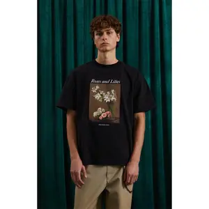 The Met Men's x Pacsun Roses And Lilies T-Shirt - Multicolor