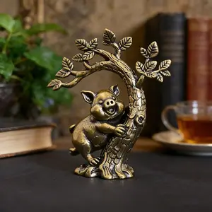 Brass Retro Pig Figurine, Cute Pig Hugging Prosperity Tree, Vintage Home Decor, Ideal for Study Room Living Room Office, Animal Figurines