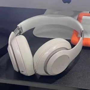 Bluetooth headset wireless sports band button compatible with iOS and Android, suitable for walking and listening to music hd mic built-in