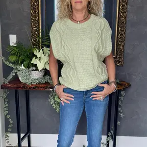 Drop Shoulder Knit Vest