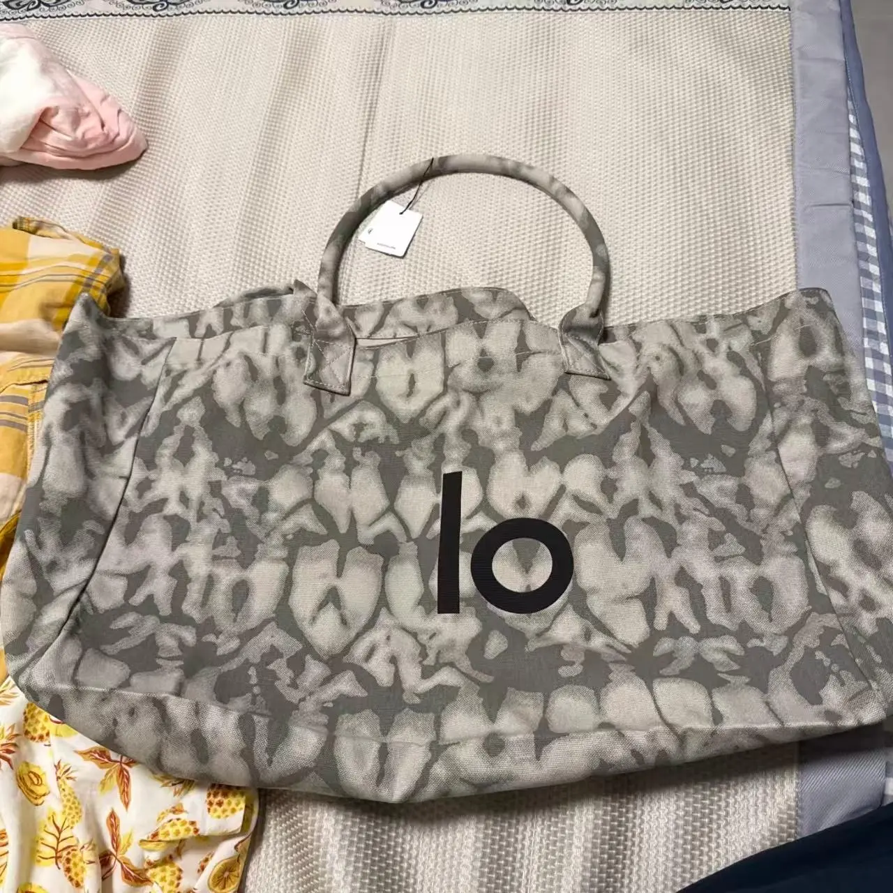 Spring/Summer 2026 New Arrival: Custom-Dyed Letter-Print Tote – Suitable for Casual Daily Use, Sports, Fitness, and Yoga