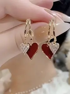 1 Pair of Unique Heart-shaped Pendant Earrings, Sparkling Design, High Quality Earrings, Simple yet Distinctive, Perfect for Daily Occasions and Festival Celebrations such as Valentine's Day, Wedding Parties, Casual Dates, Light Luxury Jewelry for Women.