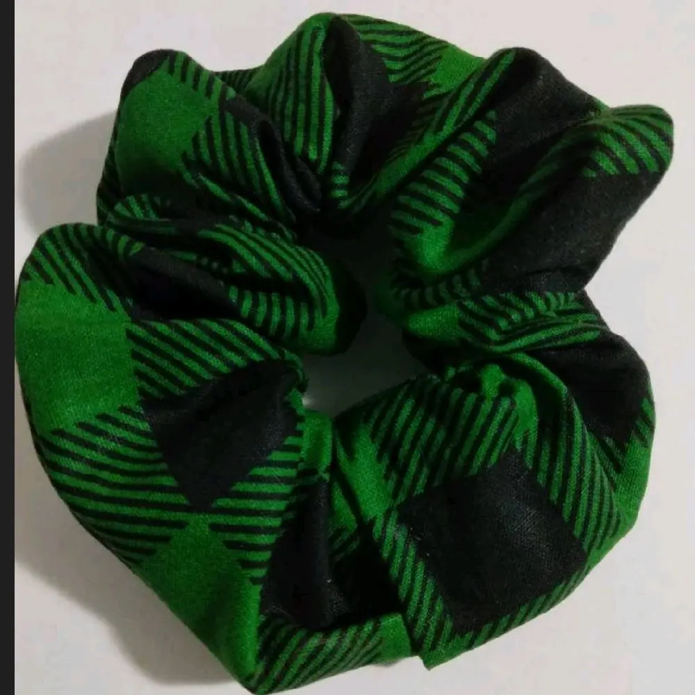 Green plaid scrunchie
