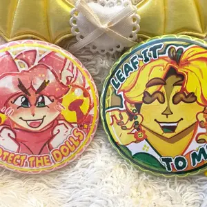 Pink and Flowery Button Pins | DELTARUNE Chapter 5, Mad Mew Mew