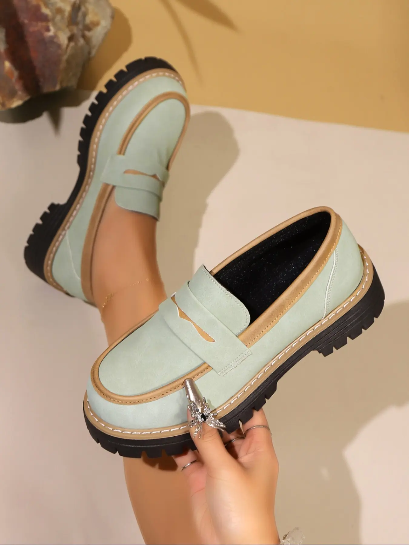 Women's Fashion British Style Loafers, Flatform, Comfortable Slip-On Design, Multiple Colors, Perfect for Daily Casual Wear All Seasons, Rubber