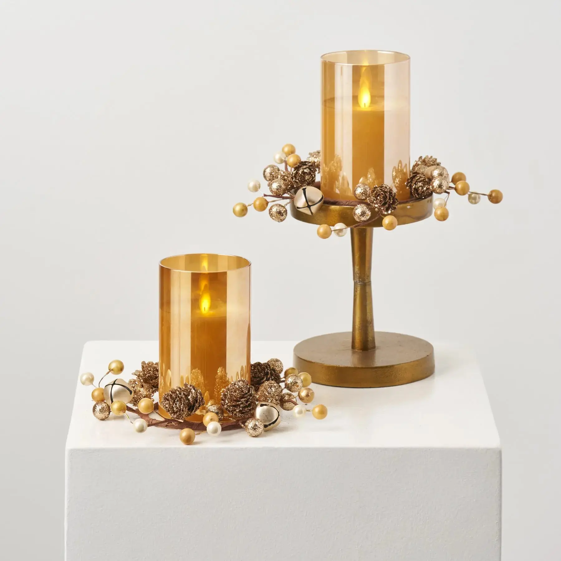 Mini Christmas Candle Ring Centerpiece Set - Glitter Pinecone, Champagne Jingle Bell, Artificial Foliage Floral Candle Holder for Table, Festive Home Decoration