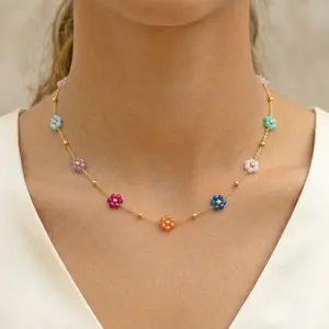 Colorful Daisy Flower Choker Necklace Cute Beaded Ball Chain Adjustable 14K Gold Plated as Birthday Gifts Creative Gift
