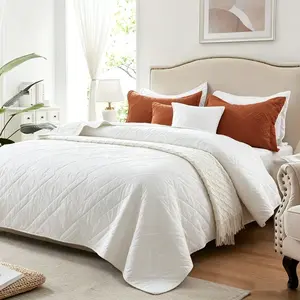 Solid Color Embossed Bedspread Set, Soft Breathable and Comfortable Bedding, Ideal for Bedroom and Dorm Room Decor, Decorative Bedding Set